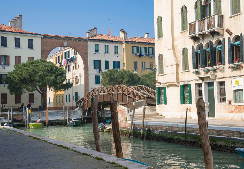 Historical Ghetto Walking Tour - Image 4