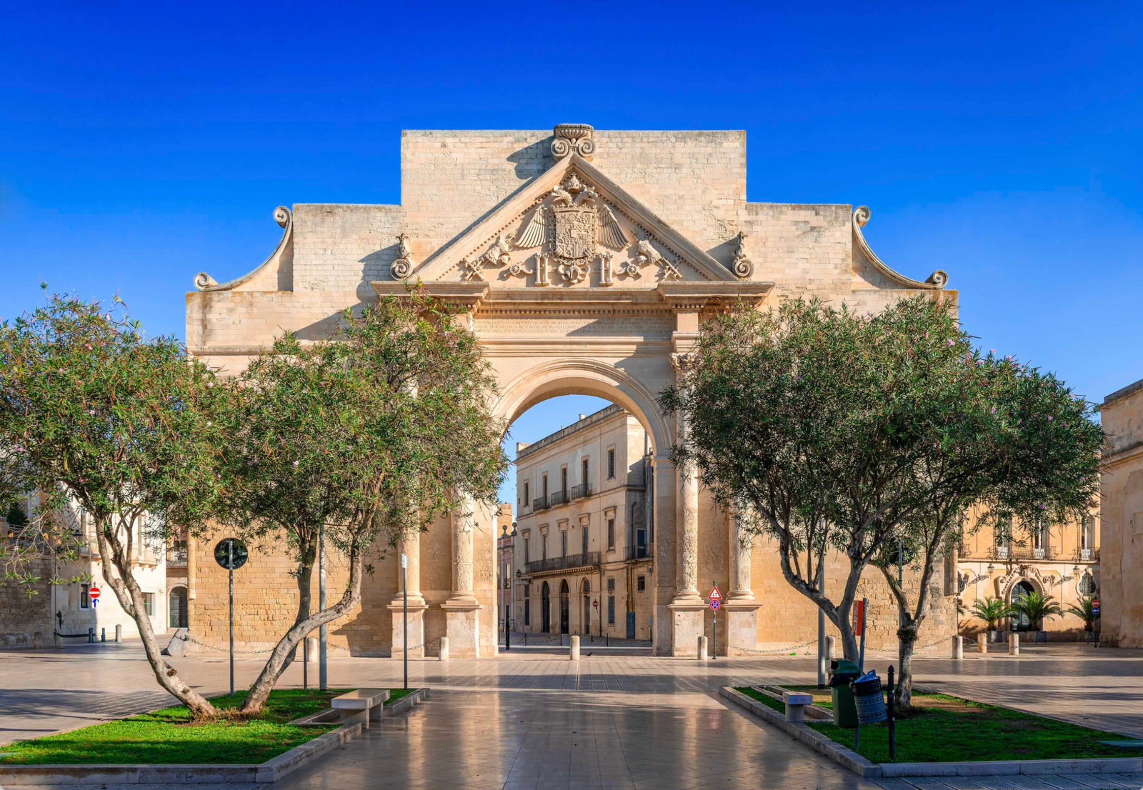 Porta Napoli, Lecce